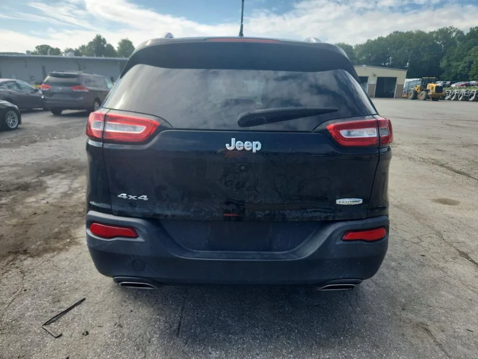 1C4PJMCS5FW753092 — 2015 JEEP CHEROKEE photo 6