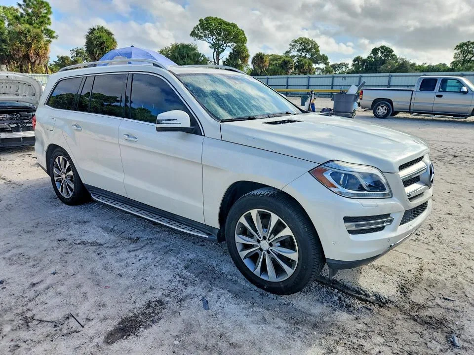 4JGDF6EE3GA694044 — 2016 MERCEDES-BENZ GL photo 4