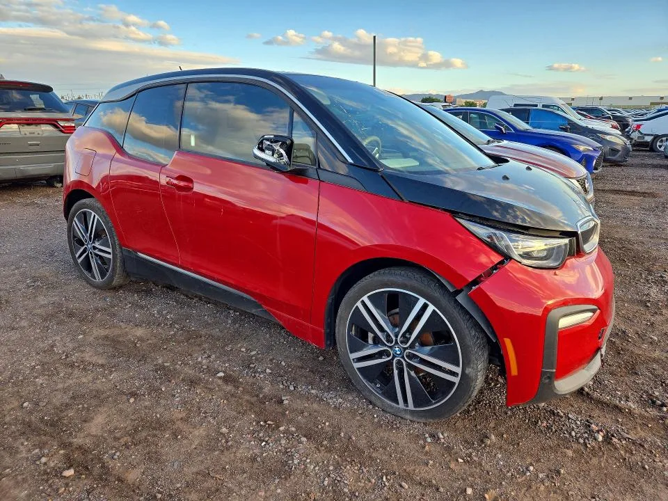 WBY7Z2C57JVE61810 — 2018 BMW I3 photo 4