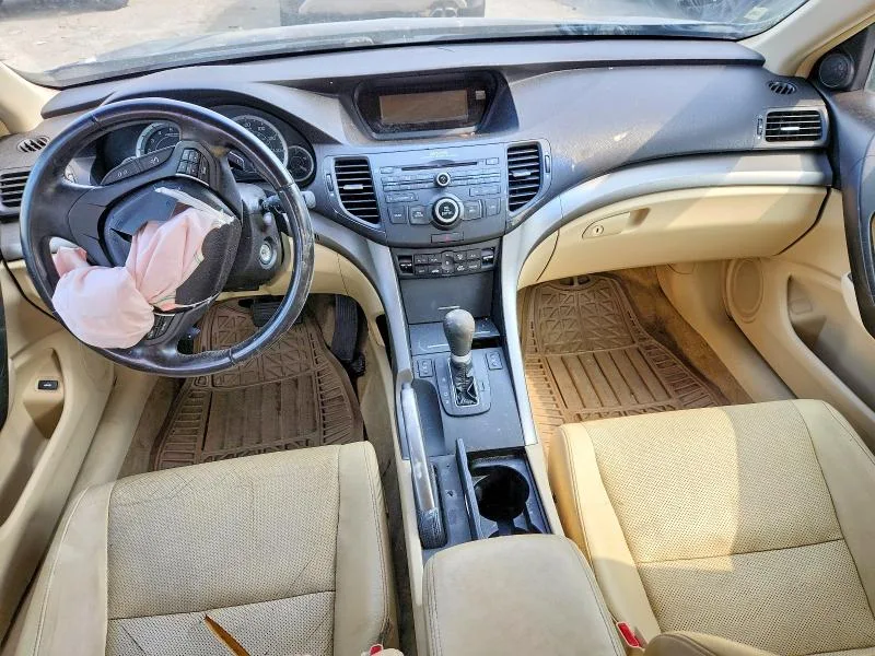 JH4CU2F68AC023100 — 2010 ACURA TSX photo 8