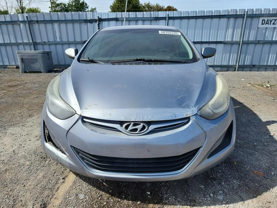 5NPDH4AE3GH726735 — 2016 HYUNDAI ELANTRA photo 5