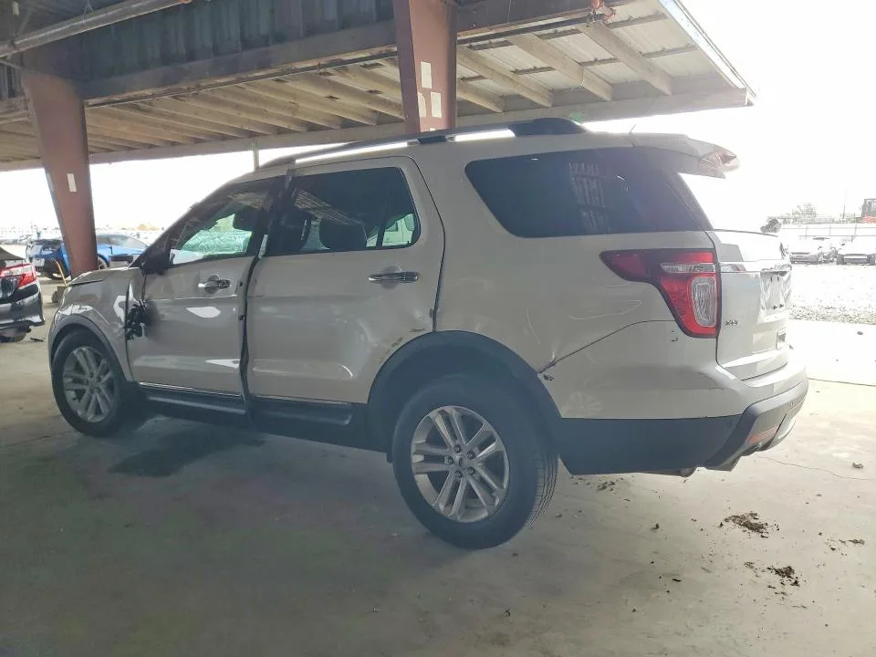 1FM5K7D87FGC40005 — 2015 FORD EXPLORER photo 2