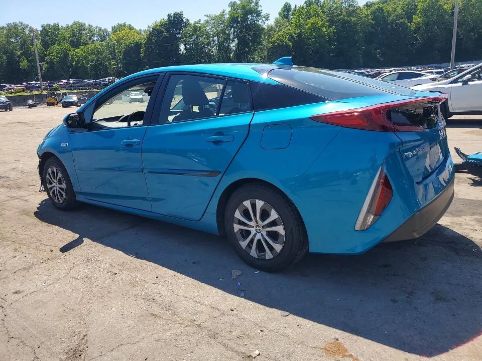 JTDKARFP8L3143277 — 2020 TOYOTA PRIUS PRIME photo 2