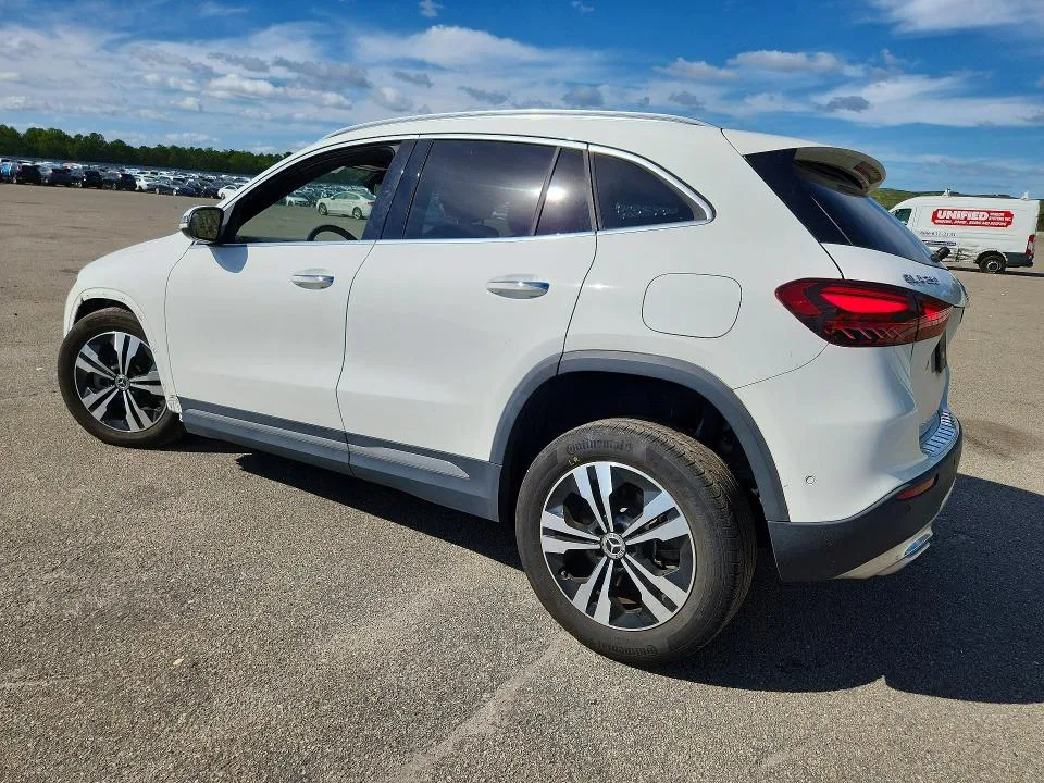 W1N4N4HB1SJ674745 — 2025 MERCEDES-BENZ GLA photo 2