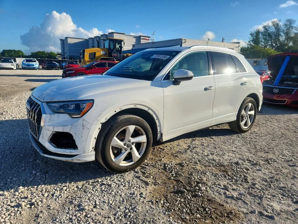 WA1AECF34L1116836 — 2020 AUDI Q3