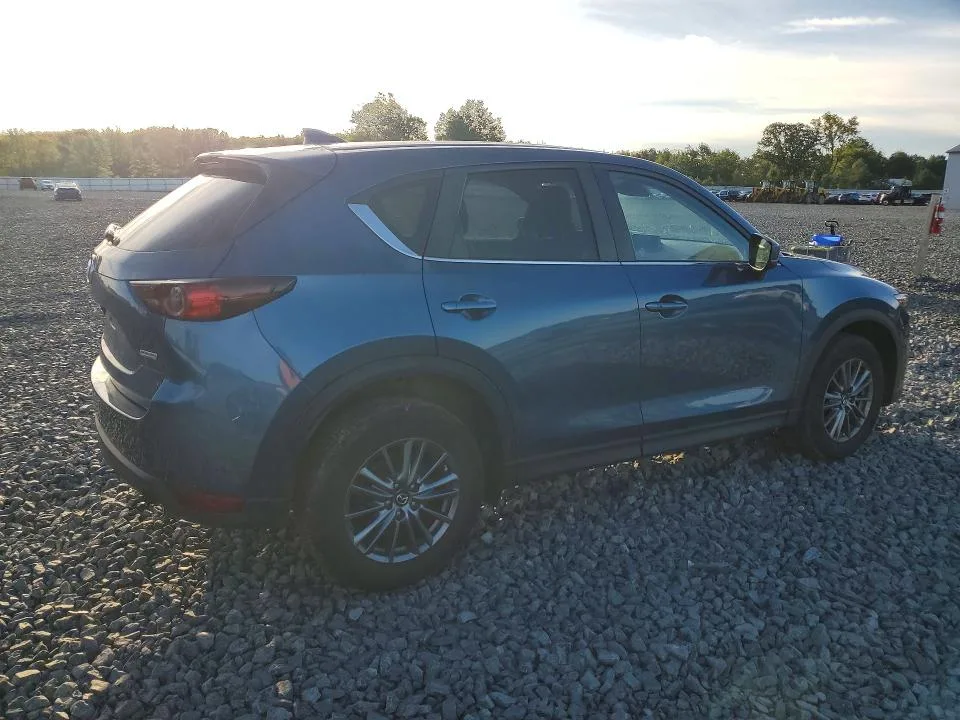 JM3KFBCL8H0183739 — 2017 MAZDA CX-5 photo 3