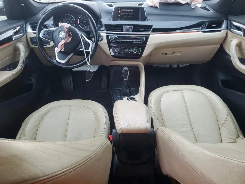 WBXHT3C38H5F78465 — 2017 BMW X1 photo 8