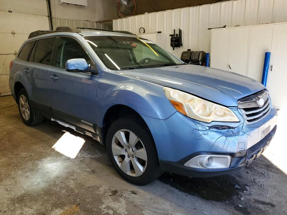 4S4BRBCC0B3392118 — 2011 SUBARU OUTBACK photo 4