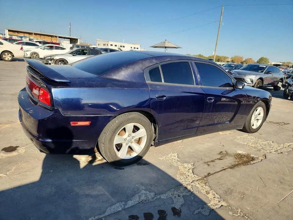 2C3CDXBGXCH259880 — 2012 DODGE CHARGER photo 3
