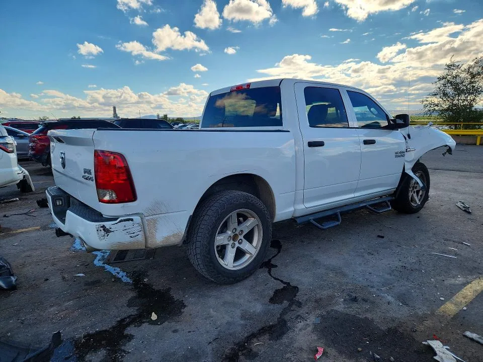 3C6RR7KT5JG197538 — 2018 RAM 1500 photo 3