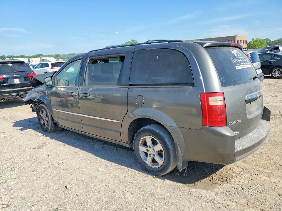 2D4RN5D15AR397465 — 2010 DODGE GRAND CARAVAN photo 2