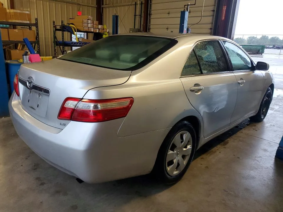 4T1BE46K69U355217 — 2009 TOYOTA CAMRY photo 3