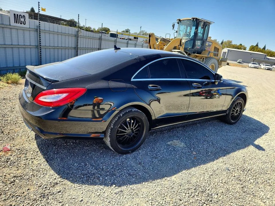 WDDLJ9BB2DA089072 — 2013 MERCEDES-BENZ CLS photo 3