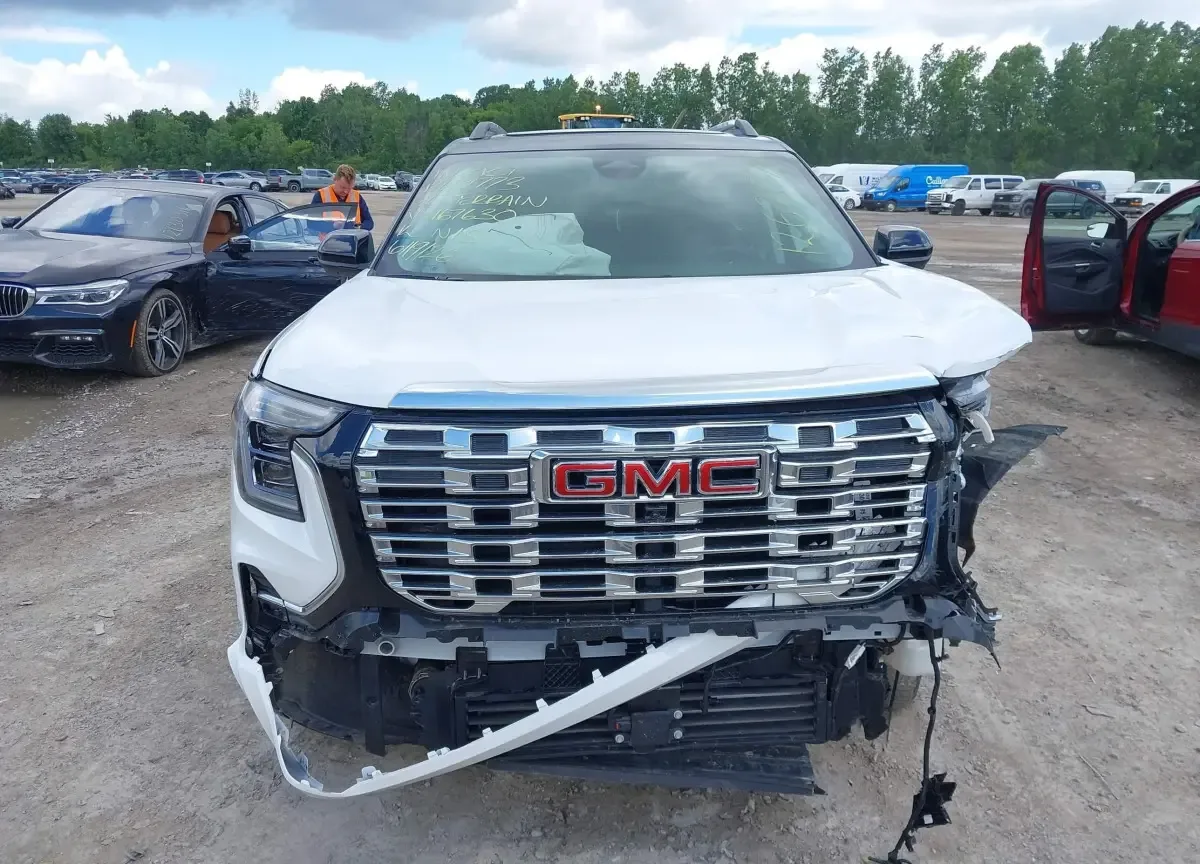 3GKALZEG8TL167630 — 2026 GMC Terrain photo 13