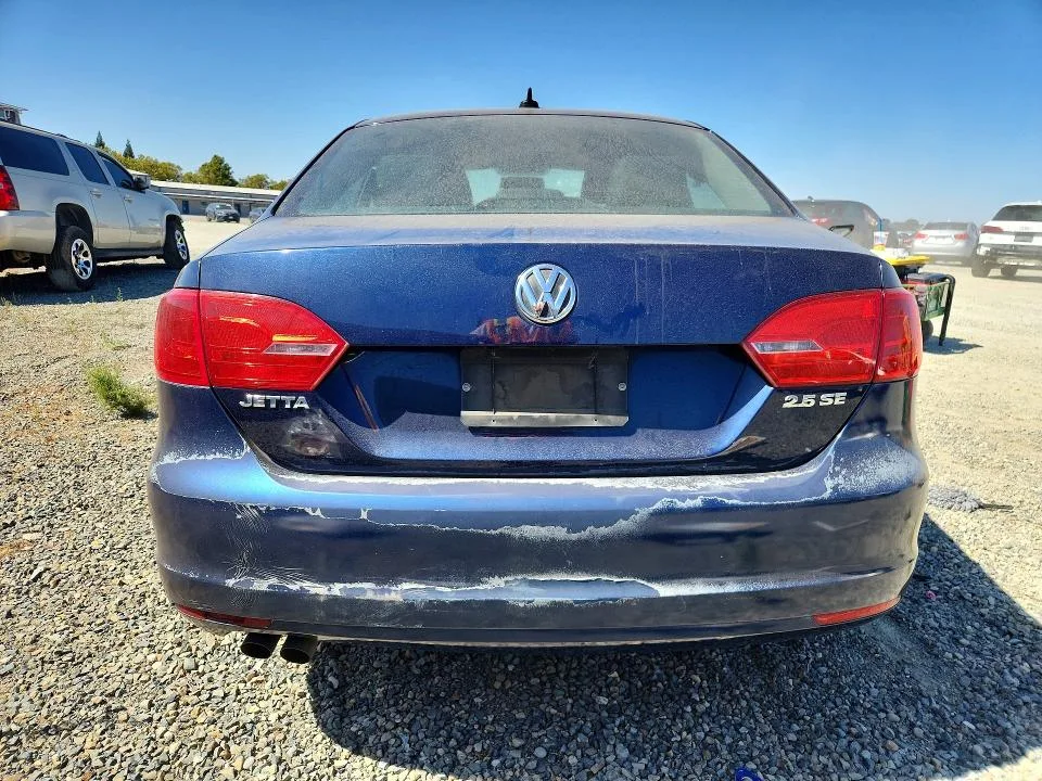3VWDP7AJ5DM421239 — 2013 VOLKSWAGEN JETTA photo 6
