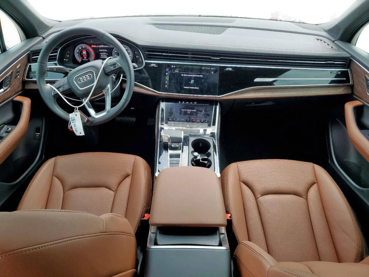 WA1LCBF75SD020609 — 2025 AUDI Q7 photo 2