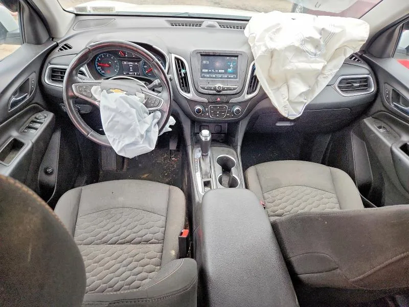 3GNAXSEV5JL104334 — 2018 CHEVROLET EQUINOX photo 8