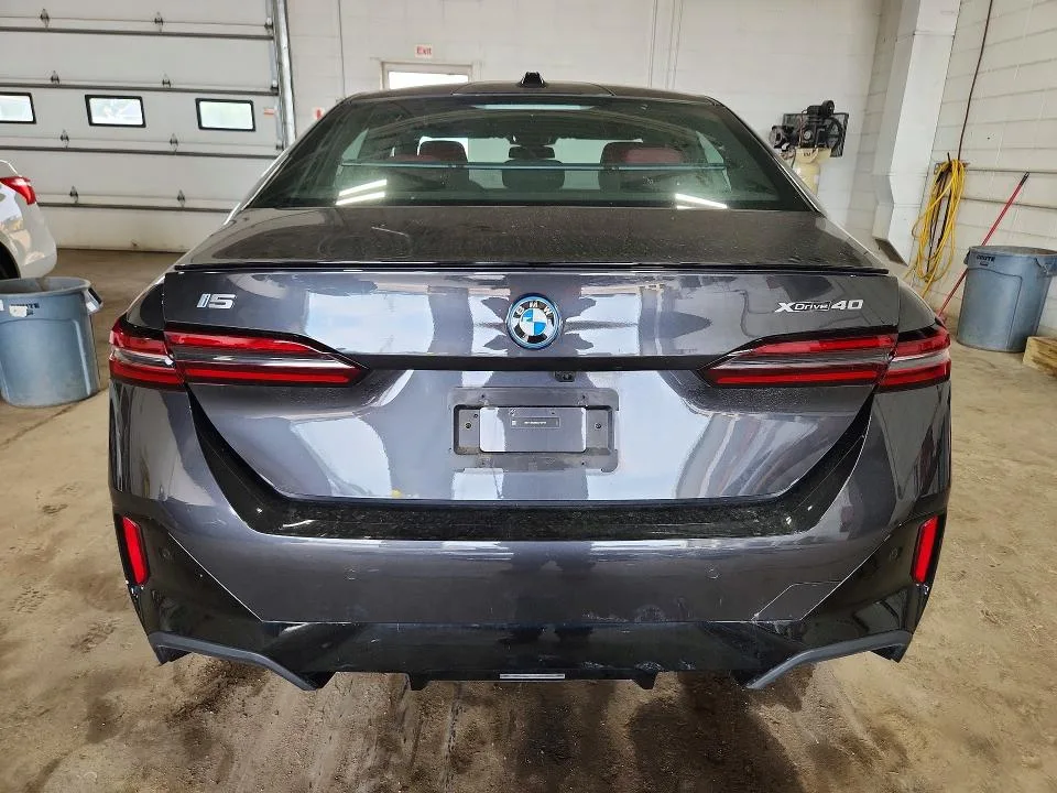 WBY13HG06SCT42679 — 2025 BMW I5 photo 6