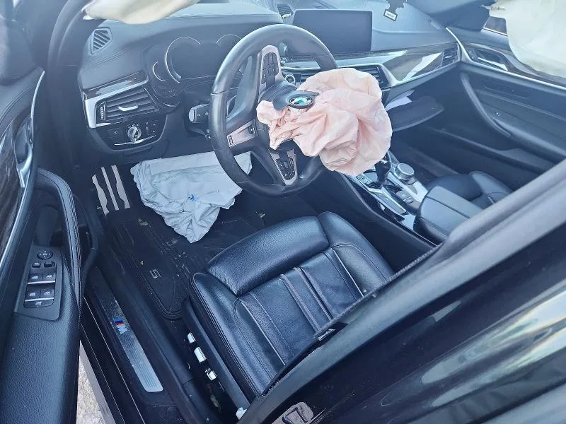 WBAJE7C56JWC55630 — 2018 BMW 540 photo 8