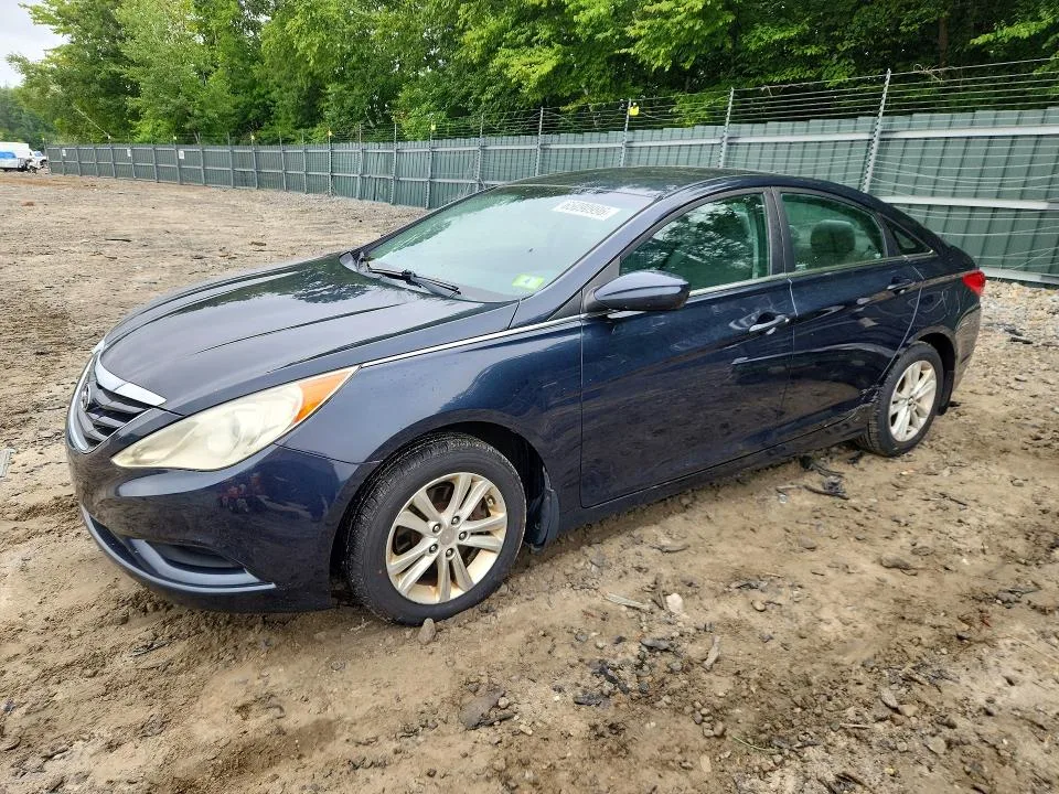 5NPEB4AC2BH175677 — 2011 HYUNDAI SONATA