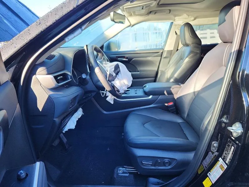 5TDKBRCH4TS703515 — 2026 TOYOTA HIGHLANDER HYBRID photo 7