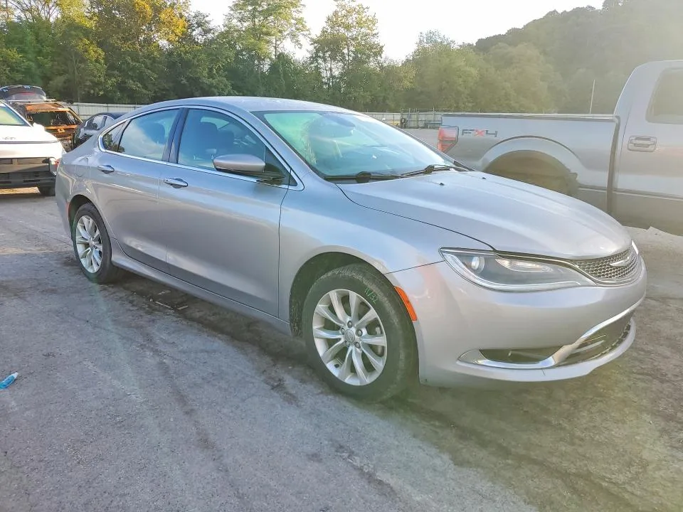 1C3CCCCB2FN643520 — 2015 CHRYSLER 200 photo 4
