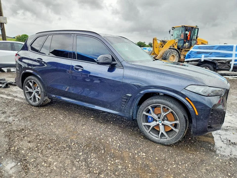 5UX33EU04S9Y07601 — 2025 BMW X5 photo 4