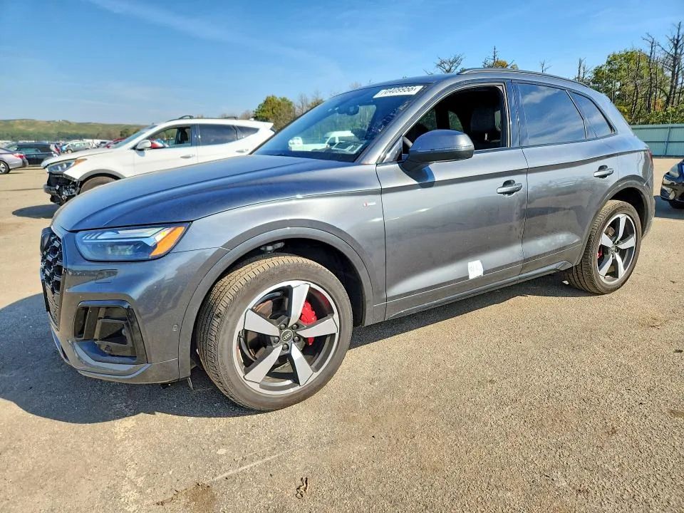 WA1FAAFY8R2038999 — 2024 AUDI Q5