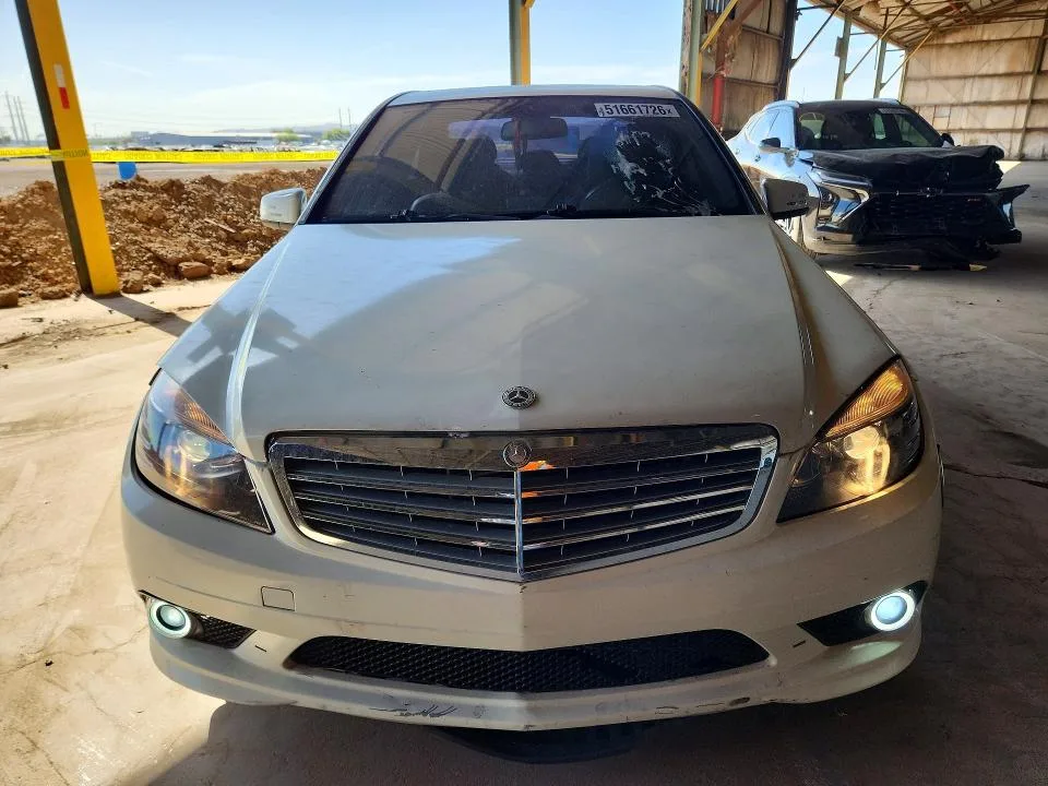 WDDGF5EB7BA518128 — 2011 MERCEDES-BENZ C photo 5