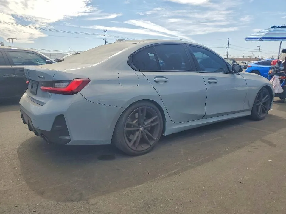3MW69FF01R8E10204 — 2024 BMW 330I photo 3