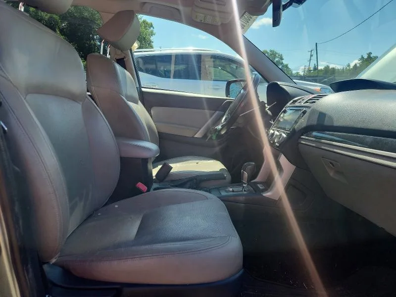 JF2SJARC5JH532535 — 2018 SUBARU FORESTER photo 7
