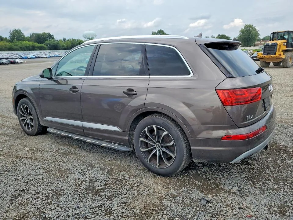 WA1LAAF74HD014499 — 2017 AUDI Q7 photo 2
