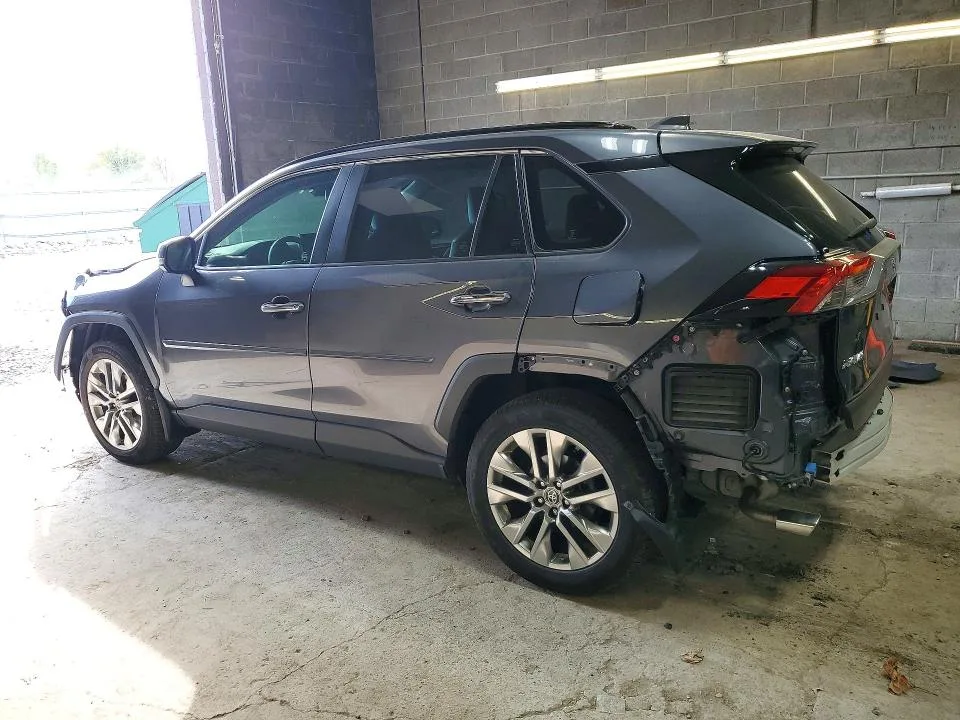 JTMN1RFV9KD500132 — 2019 TOYOTA RAV4 photo 2