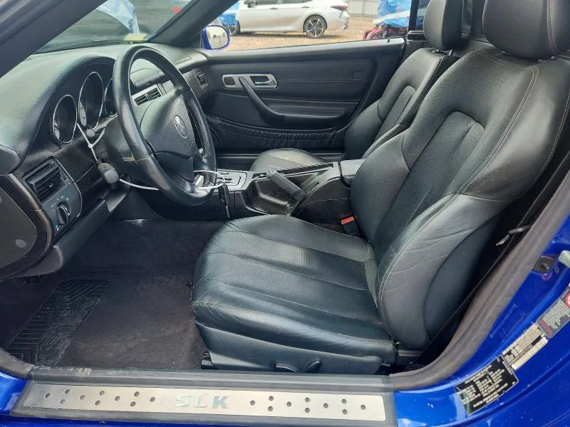 WDBKK49F23F273183 — 2003 MERCEDES-BENZ SLK photo 7