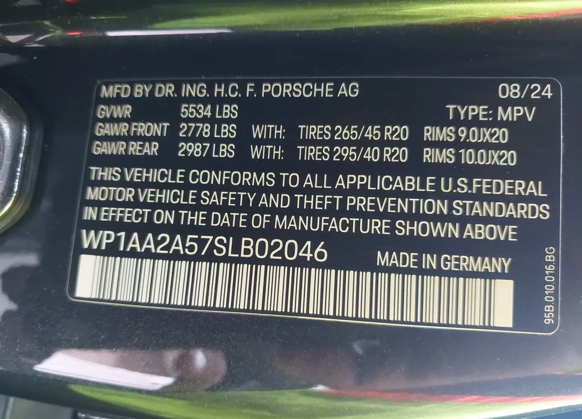 WP1AA2A57SLB02046 — 2025 PORSCHE Macan photo 6