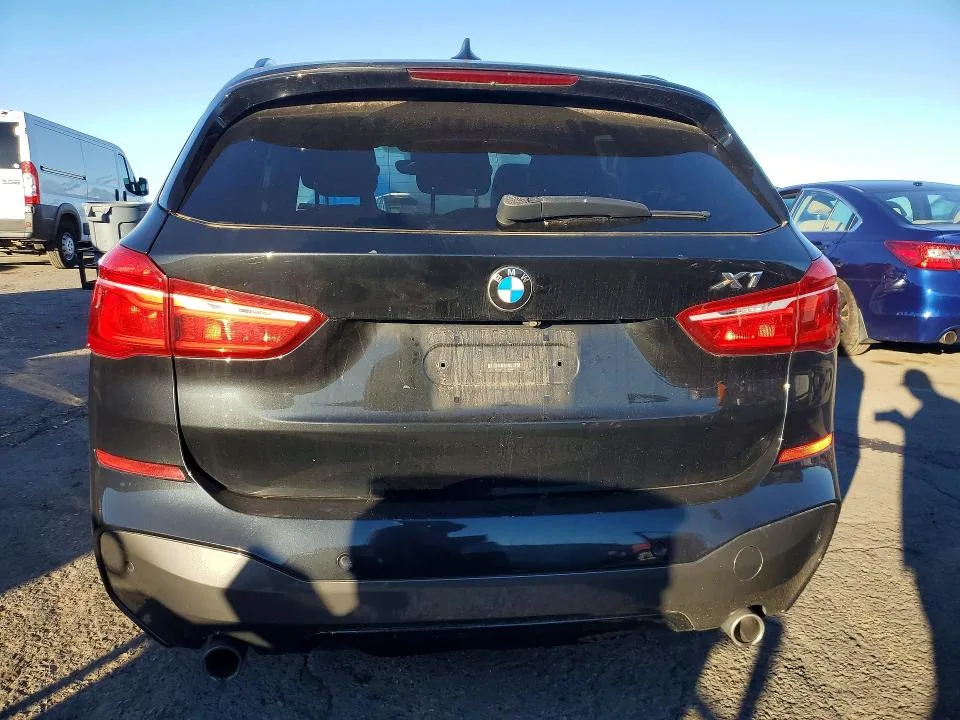 WBXHU7C31HP924653 — 2017 BMW X1 photo 6