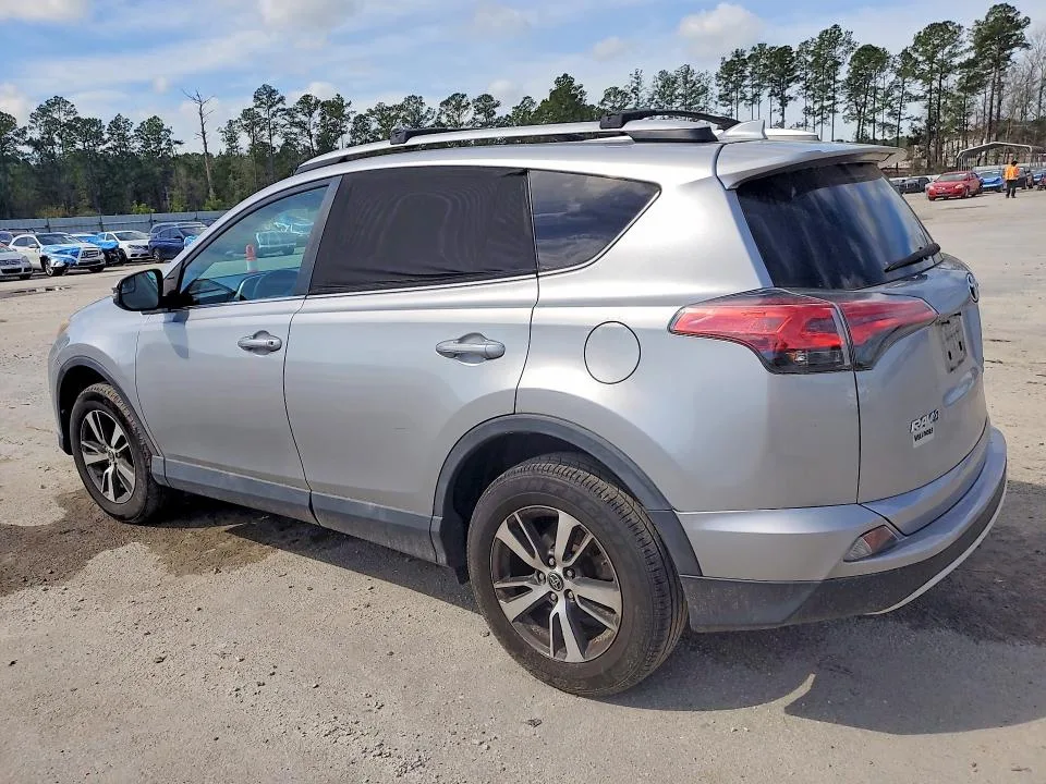 2T3RFREV3GW515241 — 2016 TOYOTA RAV4 photo 2