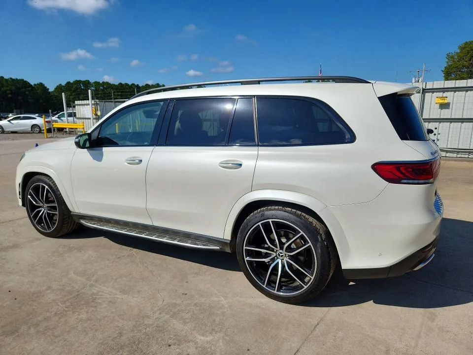 4JGFF8GE3PA915935 — 2023 MERCEDES-BENZ GLS photo 2