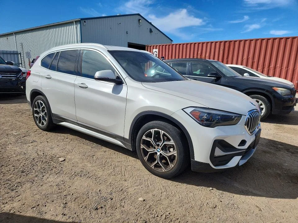 WBXJG9C0XL5R27159 — 2020 BMW X1 photo 4