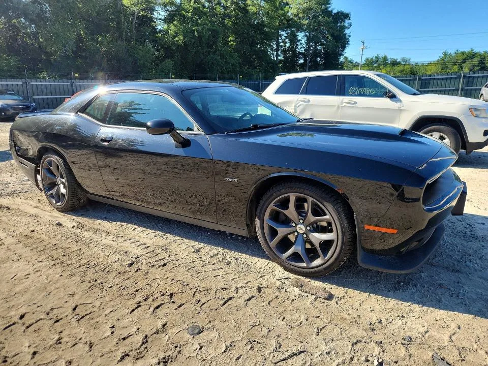 2C3CDZBT3KH627730 — 2019 DODGE CHALLENGER photo 4