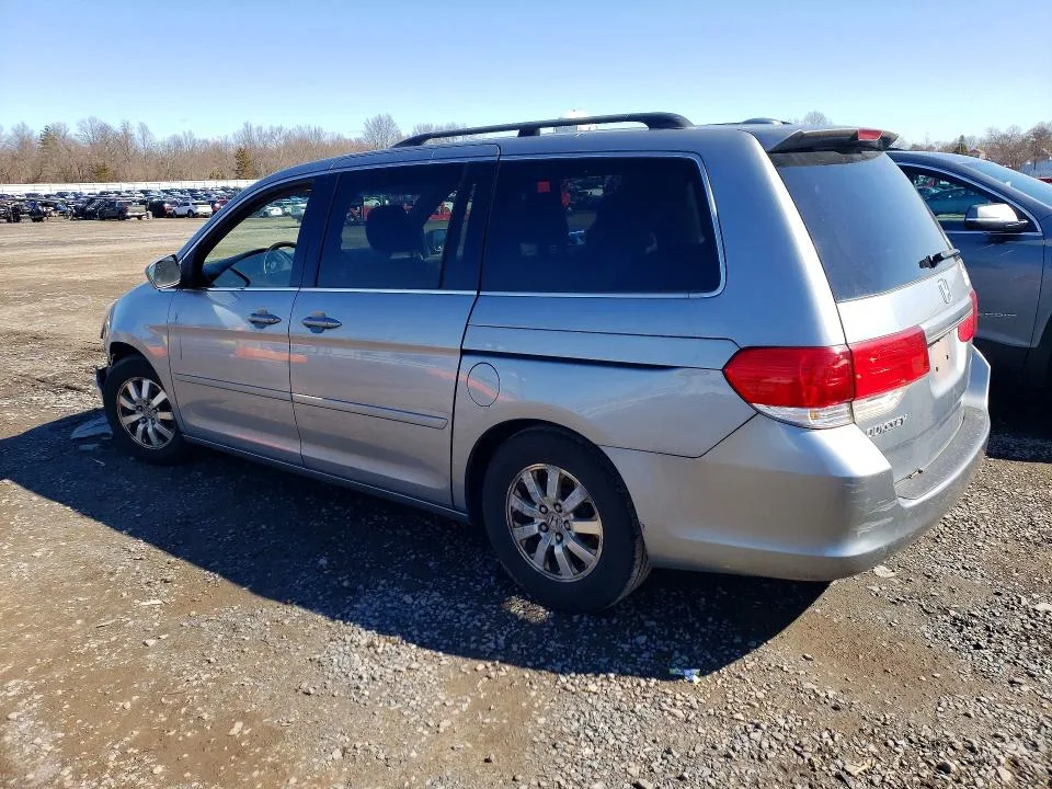 5FNRL3H78AB026446 — 2010 HONDA ODYSSEY photo 2