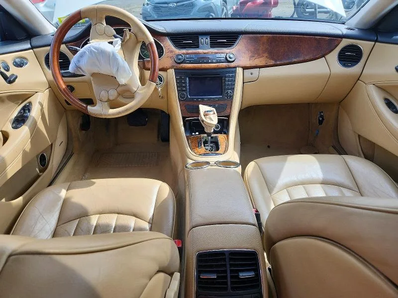 WDDDJ75X56A022811 — 2006 MERCEDES-BENZ CLS photo 8