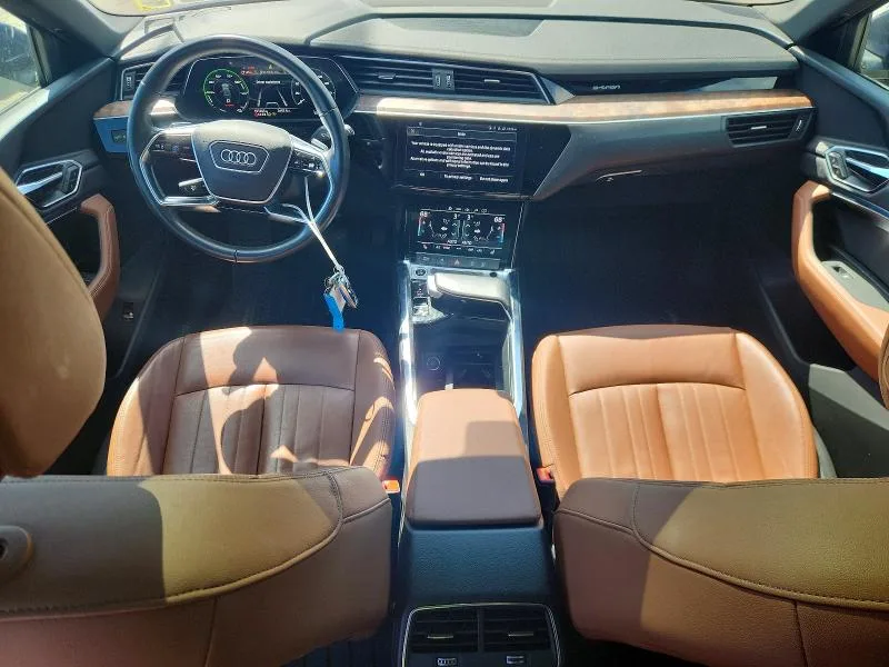 WA1AAAGE1NB033717 — 2022 AUDI E-TRON photo 8