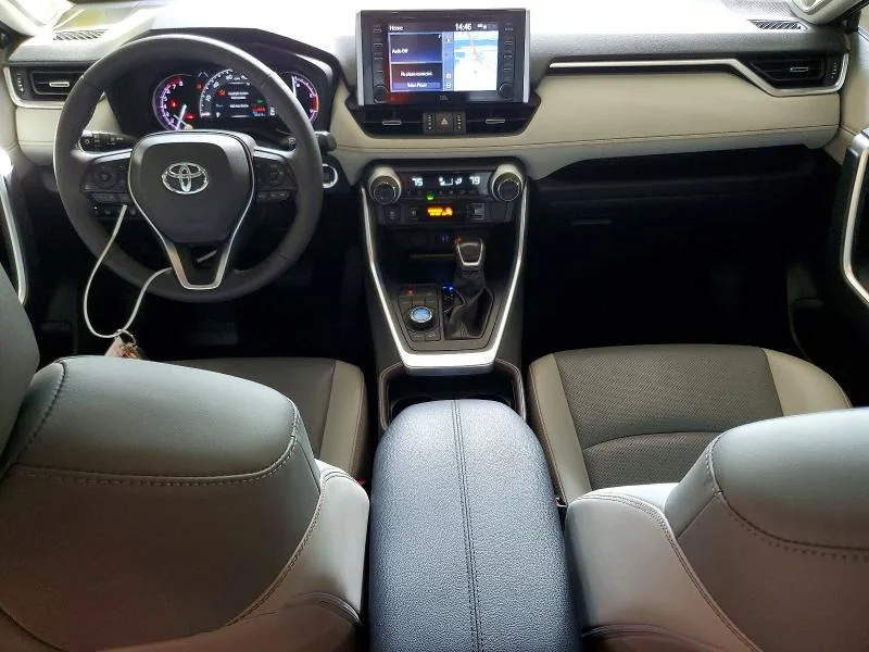JTMN1RFV9KD500132 — 2019 TOYOTA RAV4 photo 8