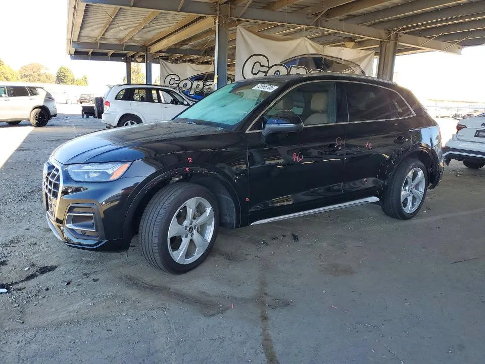 WA1BAAFY1M2111279 — 2021 AUDI Q5