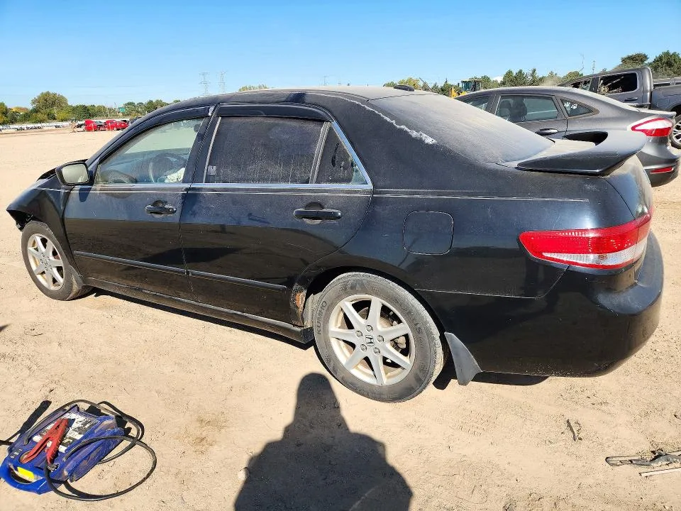 1HGCM66524A024809 — 2004 HONDA ACCORD photo 2