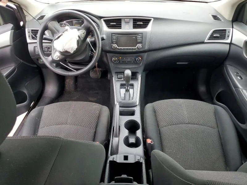 3N1AB7AP6JY230509 — 2018 NISSAN SENTRA photo 8