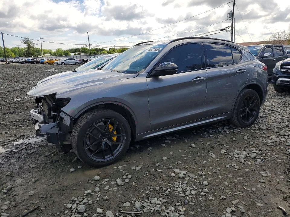 ZASPAKANXL7C99176 — 2020 ALFA ROMEO STELVIO