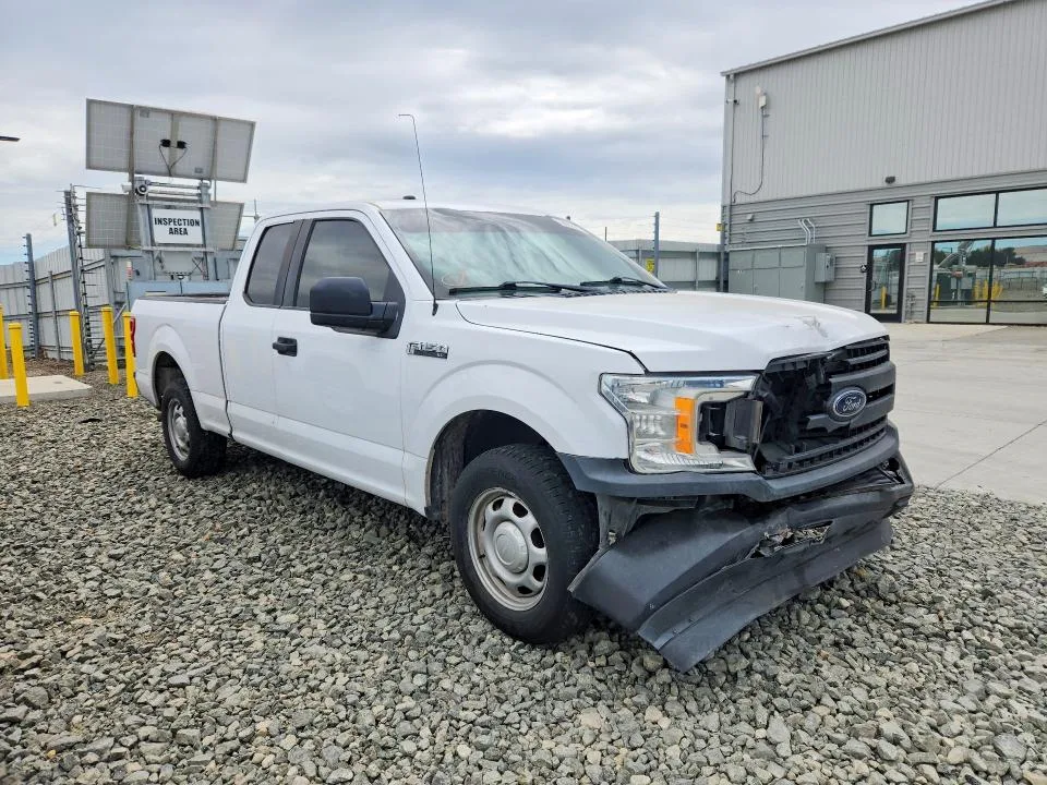 1FTEX1CBXJKF80741 — 2018 FORD F150 photo 4