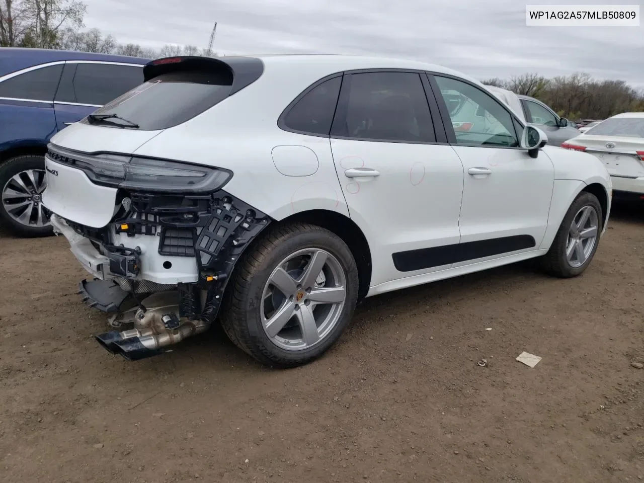 WP1AG2A57MLB50809 — 2021 PORSCHE Macan photo 4
